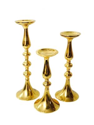 GOLD CANDLE HOLDER
Item Code: A 1587-A,B,C
Finish: Gold
Material: Aluminium 
Keywords: GOLD CANDLE HOLDER