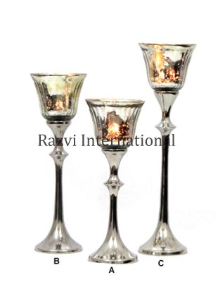 CANDLE STAND SET OF 3 PCS-1
Item Code: A 617-1 (A,B,C)
Finish: Nickel & Antique Silver Glass
Material: Aluminium & Glass
Keywords: candelabro e portacandele