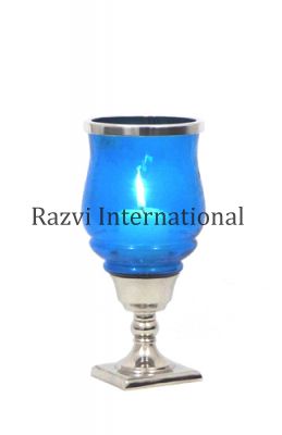 SMALL SQUARE CANDLE HOLDER-1
Item Code: A 625-1
Finish: Nickel & Turquoise Glass
Material: Aluminium & Glass
Keywords: MORADABAD