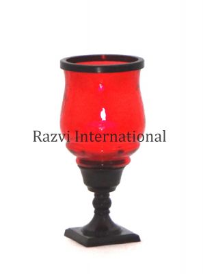 SMALL SQUARE CANDLE HOLDER-4 
Item Code: A 625-4
Finish: Bronze & Red Glass
Material: Aluminium & Glass
Keywords: SWITZERLAND