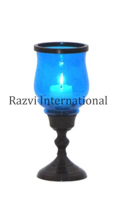 SMALL CANDLE HOLDER-3
Item Code: A 631-3
Finish: Bronze & Turquoise Glass
Material: Aluminium & Glass
Keywords: žvakidė ir žvakidė