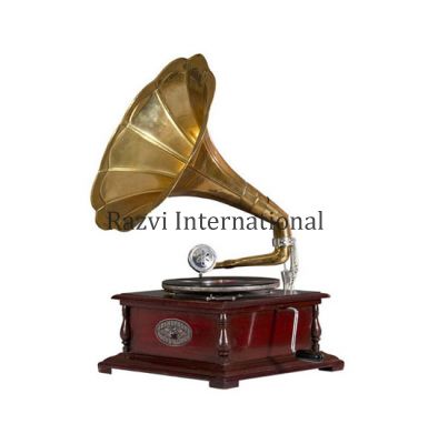 REAL ANTIQUE GRAMOPHONE
Item Code: A 901-2
Finish: Antique 
Material: Brass & Wood
Keywords: REAL ANTIQUE GRAMOPHONE