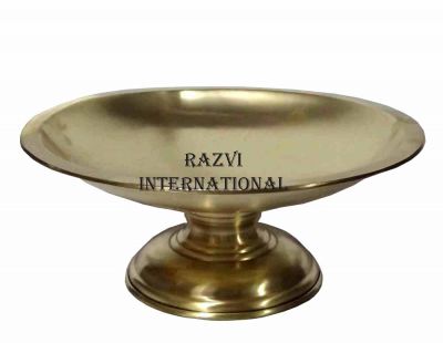 FRUIT DISH
Item Code: SR 1209
Finish: Antique
Material: Brass
Keywords: FRUIT DISH