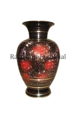 ENGRAVED FLOWER VASE
Item Code: A 1406
Finish: Black Antique
Material: Brass
Keywords: ENGRAVED FLOWER VASE