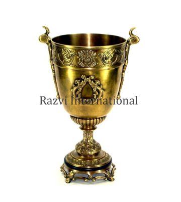 ANTIQUE URN
Item Code: SR 2148
Finish: Antique
Material: Brass
Keywords: ANTIQUE URN