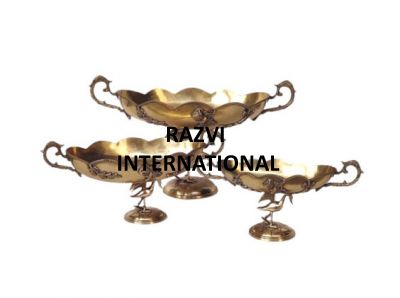 OVAL DISHES
Item Code: SR 2912-A,B,C
Finish: Antique
Material: Brass
Keywords: OVAL DISHES