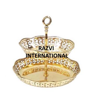BASKET STAND  
Item Code: SR 2996
Finish: Polished
Material: Brass
Keywords: BASKET STAND