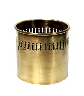 BOTTLE HOLDER
Item Code: SR 687
Finish: Antique
Material: Brass
Keywords: BOTTLE HOLDER