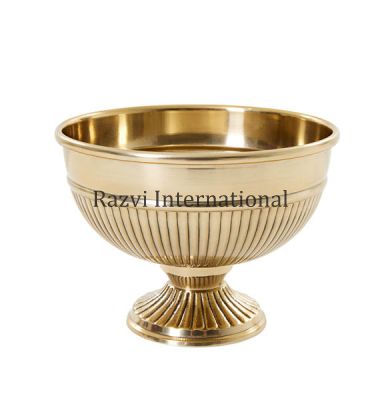 STAND BOWL
Item Code: SR 74
Finish: Antique
Material: Brass 
Keywords: NORWAY