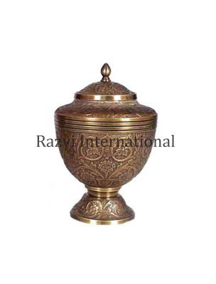 EMBOSSED URN
Item Code: CP 236
Finish: Antique
Material: Brass
Keywords: urna