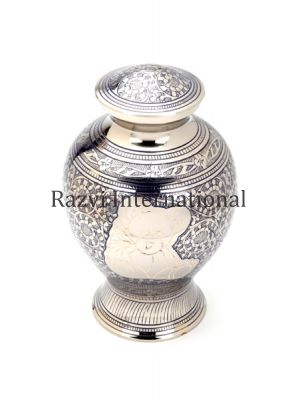 LARGE URN
Item Code: CP 338
Finish: Nickel & Indigo Color
Material: Brass
Keywords: 火葬の壷