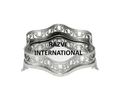 SMALL TRAY
Item Code: SR 2470
Finish: Silver
Material: Brass & Glass
Keywords: SMALL TRAY