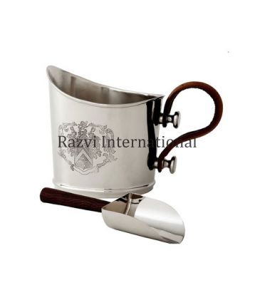 ICE BUCKET WITH SCOOP 
Item Code: SR 125
Finish: Silver,Epns
Material: Brass
Keywords: ICE BUCKET WITH SCOOP