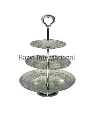 CAKE STAND
Item Code: SR 128
Finish: Silver,Epns
Material: Brass
Keywords: CAKE STAND