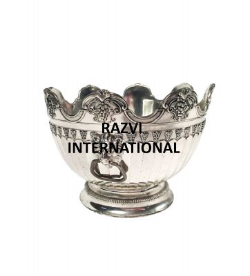 BOWL WITH HANDLES
Item Code: SR 3137
Finish: Silver
Material: Brass
Keywords: BOWL WITH HANDLES