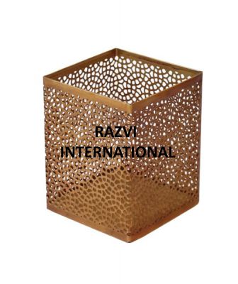 SQUARE VOTIVE
Item Code: RP 1326
Finish: Brass Antique
Material: Iron
Keywords: VOTIVE